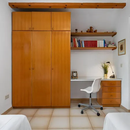 Escudero - Plusholidays Βίλα