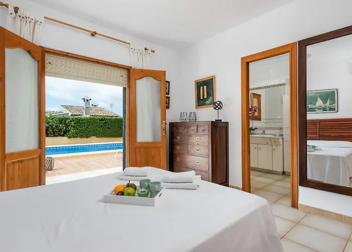 Escudero - Plusholidays