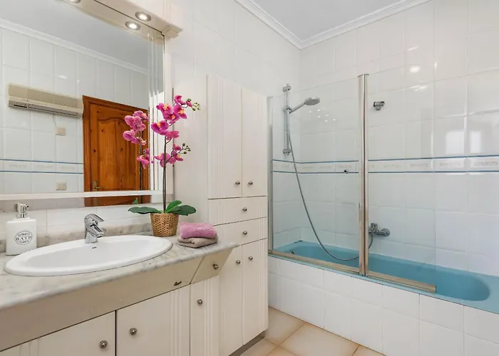 Escudero - Plusholidays Willa Calpe