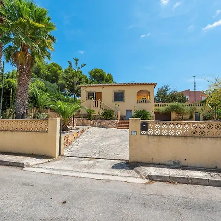 Escudero - Plusholidays * Calpe